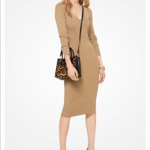 Gold fitted ribbed dress